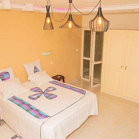 Chambres D'Hotes Villa Luciana Saly Exteriér fotografie