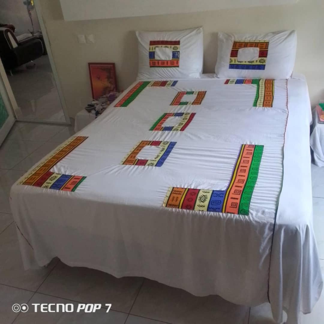 Chambres D'Hotes Villa Luciana Saly Exteriér fotografie